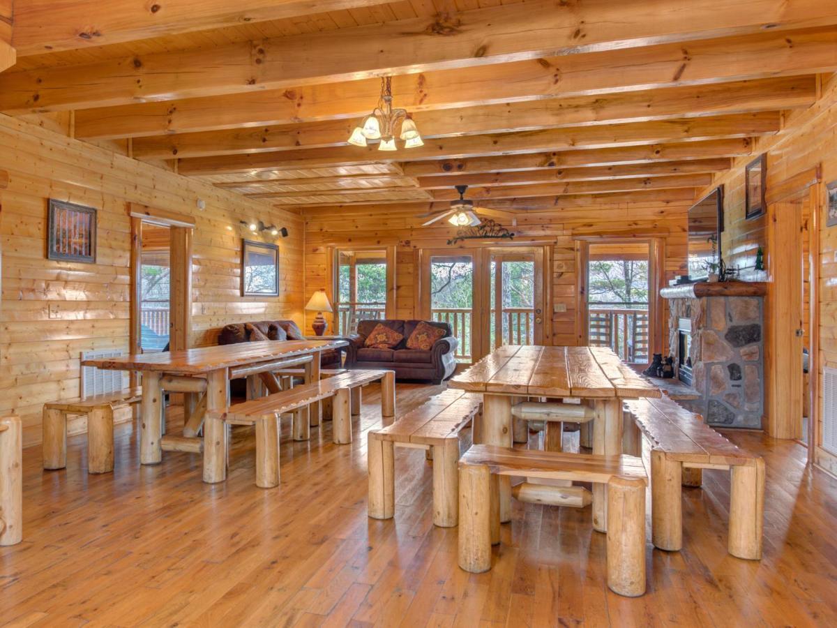 Moonlight Lodge เซอเวียร์วีล ภายนอก รูปภาพ
